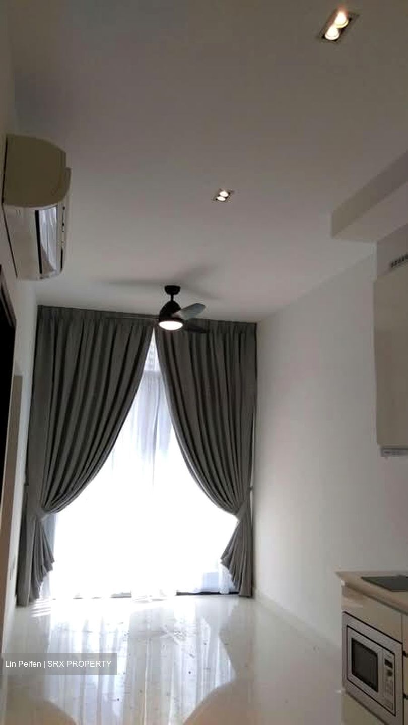 Urban Vista (D16), Condominium #558261851